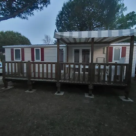 4 Etoiles Le Bois Dormant Campingplads *