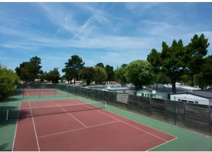 4 étoiles Le Bois Dormant *