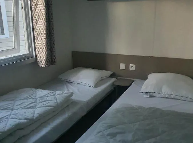 4 Etoiles Le Bois Dormant *